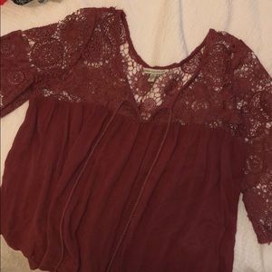 AE Maroon crochet top